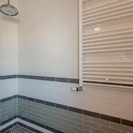 Idyllische Mit Panorama Meerblick, Privatpool, Babybett, Aussendusche, Umgeben Von Oleander Und Oliven