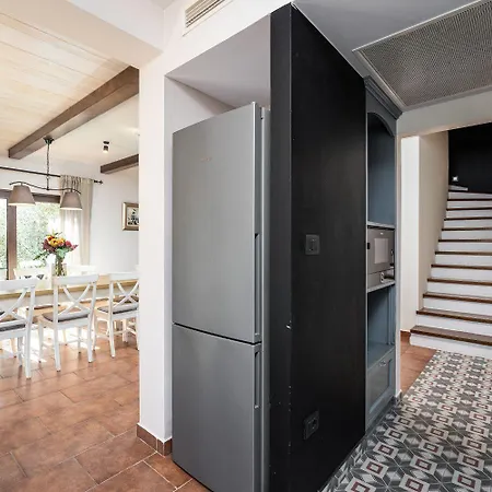 Idyllische Mit Panorama Meerblick, Privatpool, Babybett, Aussendusche, Umgeben Von Oleander Und Oliven