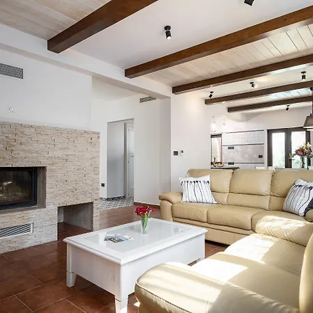 Semesterbostad Idyllische Mit Panorama Meerblick, Privatpool, Babybett, Aussendusche, Umgeben Von Oleander Und Oliven *