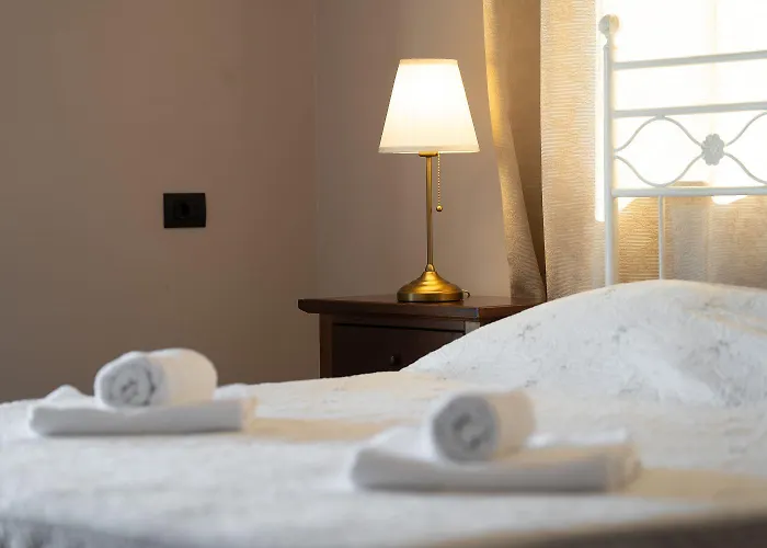 Dom wakacyjny Idyllische Mit Panorama Meerblick, Privatpool, Babybett, Aussendusche, Umgeben Von Oleander Und Oliven *