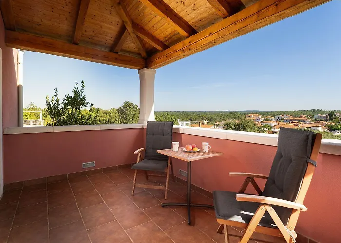 Idyllische Mit Panorama Meerblick, Privatpool, Babybett, Aussendusche, Umgeben Von Oleander Und Oliven *