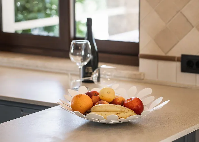 Feriehus Idyllische Mit Panorama Meerblick, Privatpool, Babybett, Aussendusche, Umgeben Von Oleander Und Oliven