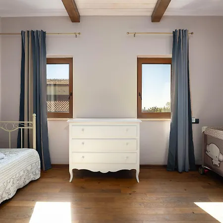 펜션 Idyllische Mit Panorama Meerblick, Privatpool, Babybett, Aussendusche, Umgeben Von Oleander Und Oliven *